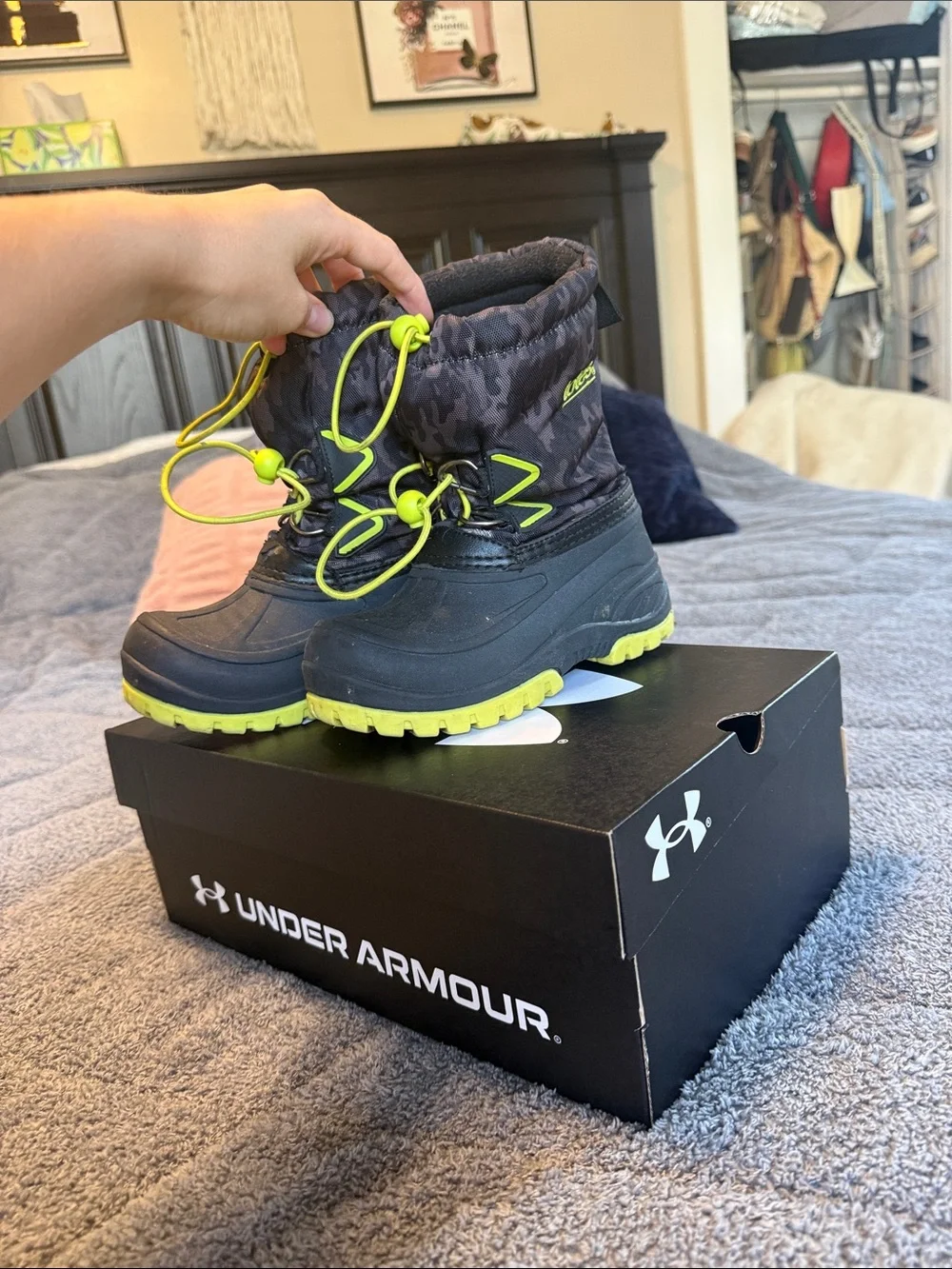 Totes brand Black and Neon Yellow Snow Boots